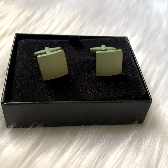 *NEW* Matte Green Metal Cufflinks - Picture 2 of 3